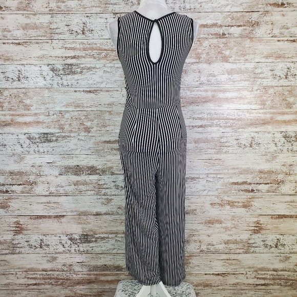 SUGARLIPS Black Blackjack Striped Keyhole Jersey - Picture 2 of 10